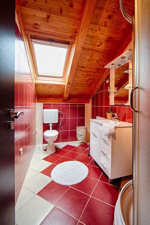 Guesthouse Ksenija Komiža Zimmer foto