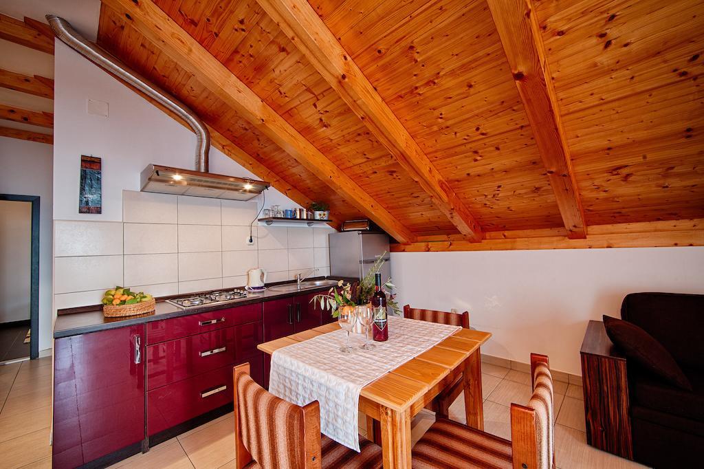 Guesthouse Ksenija Komiža Zimmer foto